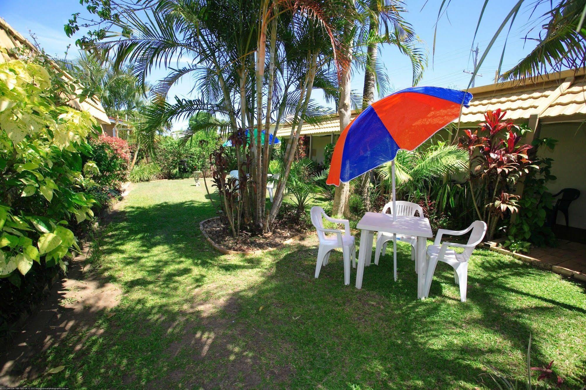 Bundaberg Coral Villa Motor Inn Exterior photo